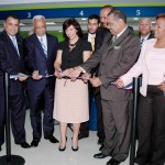 La primera dama, Margarita Cedeño y Daniel Toribio junto a otras personalidades cortan cinta de apertura de la nueva sucursal en San Cristóbal