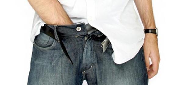 hombre desnudo masturvandose