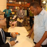 fotos-firma-libro-figueroa-agosto-el-poder-del-narco.jpg fotos-firma-libro-figueroa-agosto-el-poder-del-narco.jpg