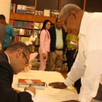 fotos-firma-libro-figueroa-agosto-el-poder-del-narco.jpg fotos-firma-libro-figueroa-agosto-el-poder-del-narco.jpg