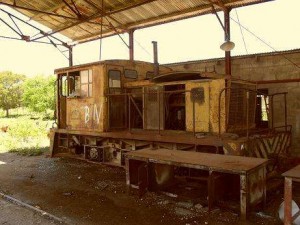 protestan-contra-venta-de-varias-locomotoras-en-la-cruz-de-manzanillo.jpg