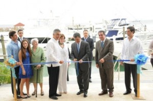 fernandez-encabeza-inauguracion-del-complejo-turistico-puerto-bahia.jpg