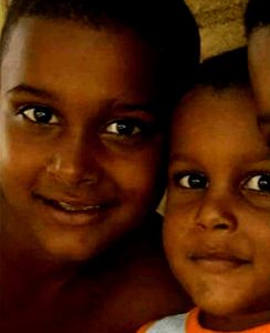 Dos hermanitos mueren durante fuego en Navarrete