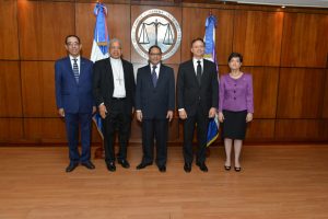 Instalarán tribunales móviles para conocer procesos desde cárceles