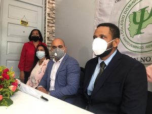 atribuye tendencia al suicidio a falta de respuestas al COVID-19