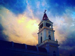 Hermanas Mirabal solicitan obras al presidente Abinader  