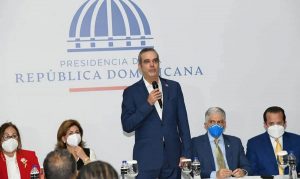 Luis promete realizará obras de importancia en Santiago