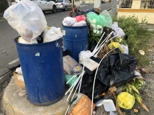 reaparecen vertederos improvisados en Santiago