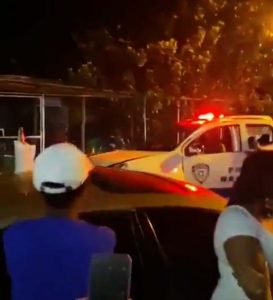 robo camioneta policía