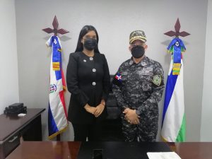 Policía de Santiago niega violente protocolos