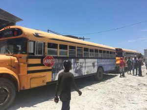 Migración entrega a las autoridades haitianas cientos de extranjeros para su retorno voluntario