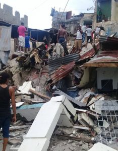 Al menos 150 casas destruidas en Santiago por las lluvias de María
