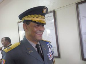 Confirman al general Hernández Vásquez en Santiago