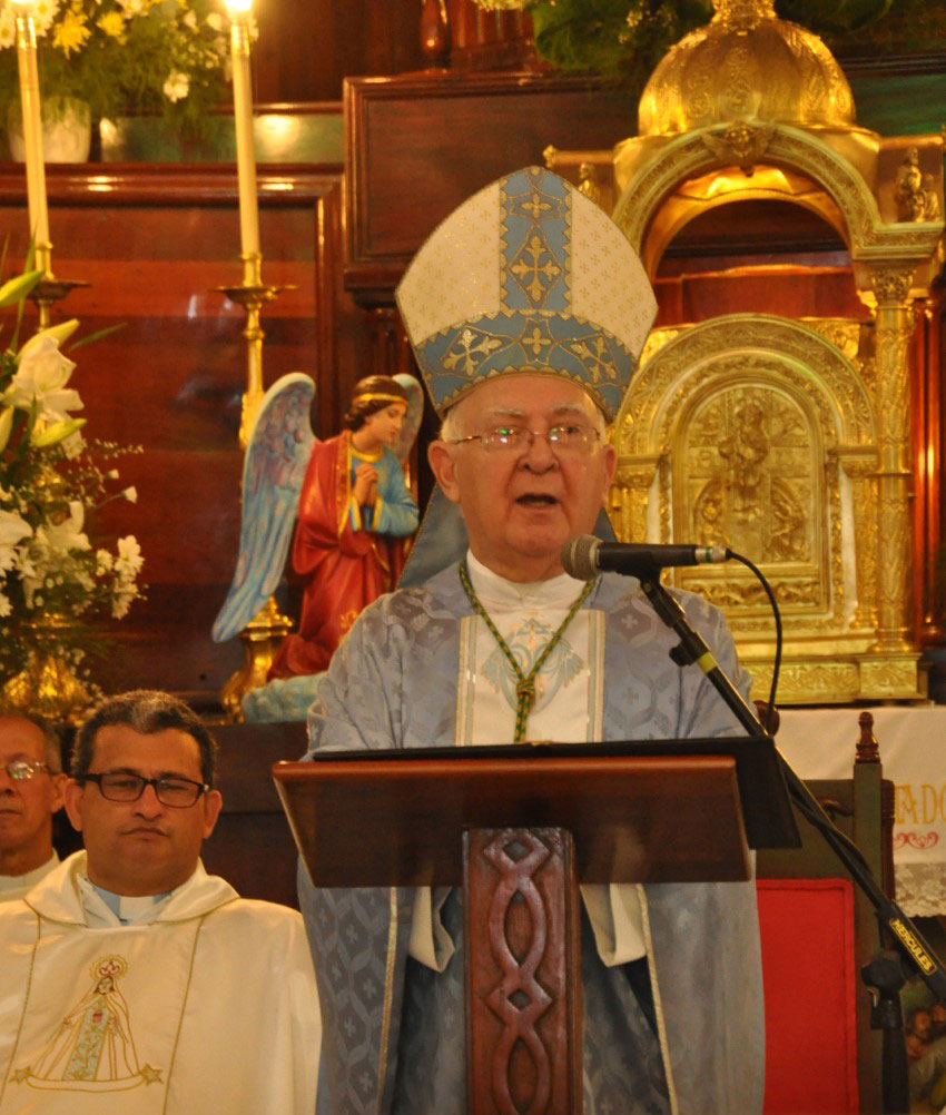 Monseñor Camilo recomienda devolver bienes hurtados