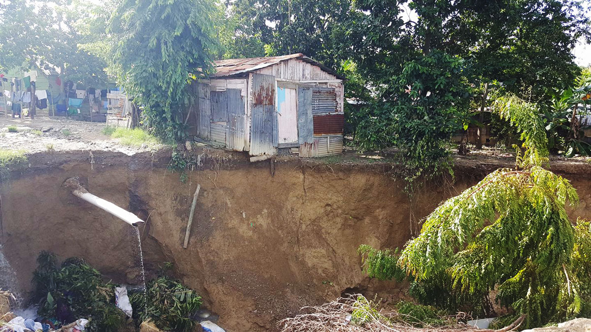 Colapsan varias viviendas en Santa Lucía de Cienfuegos