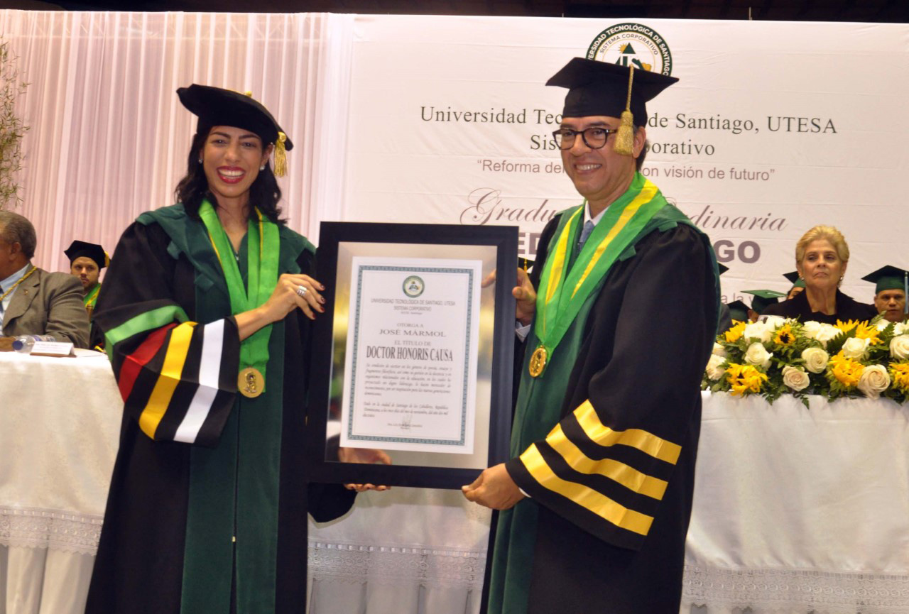 Utesa celebra graduación y entrega doctor honoris causa a José Mármol