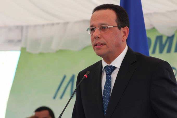 Peña Mirabal nuevo ministro de Educación