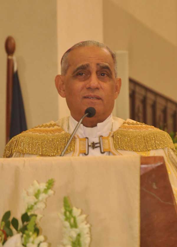 Arzobispo de Santiago pide dejar de lado intolerancia