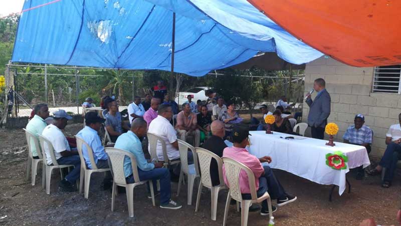 Residentes Arroyo Hondo, La Vega reclaman construcción carretera