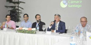 Empresarios prefieren ampliación puerto Manzanillo 