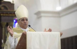 Arzobispo de Santiago hace exhortación a sectores sociales