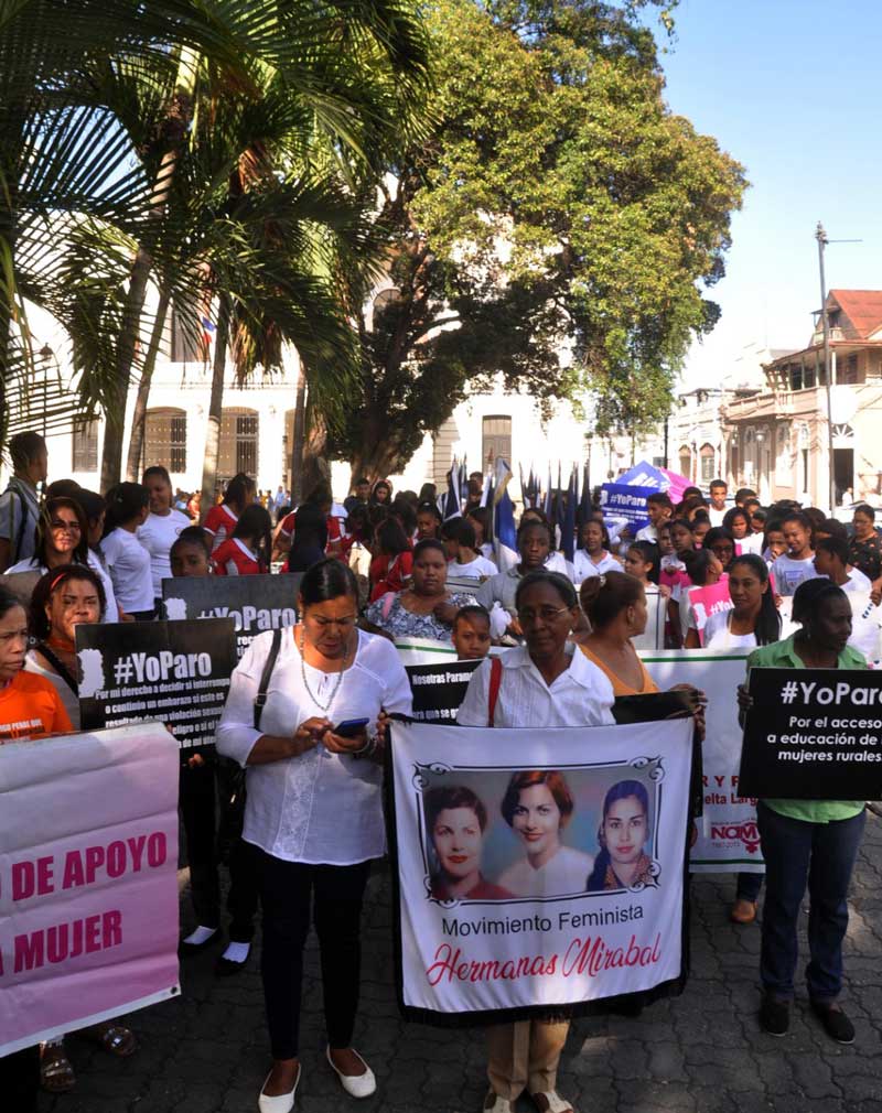 Movida exige cumplir con las deudas sociales del país con las mujeres