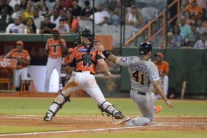 Águilas derrotan a los Toros viniendo de atrás