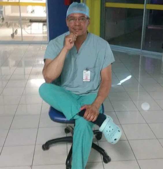 Muere el cirujano Miguel Ángel Santos