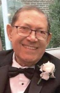 el radiodifusor José Enrique MacDougal