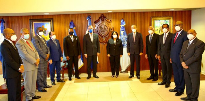 apoyo financiero uasd