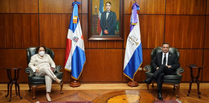 Procuradora General de la República y presidente Suprema Corte de Justicia sostienen encuentro