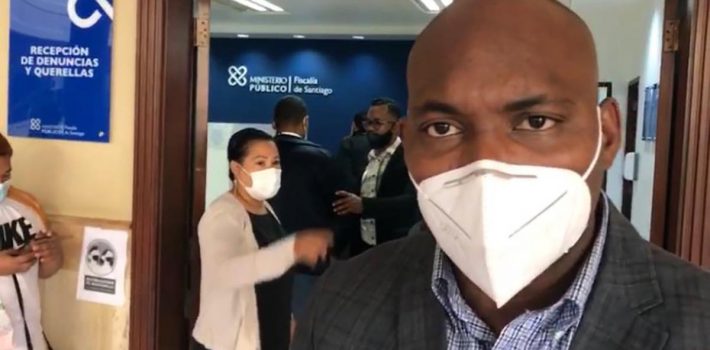 Completan denuncia penal contra policías agredieron médico