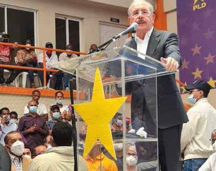 danilo medina san cristóbal