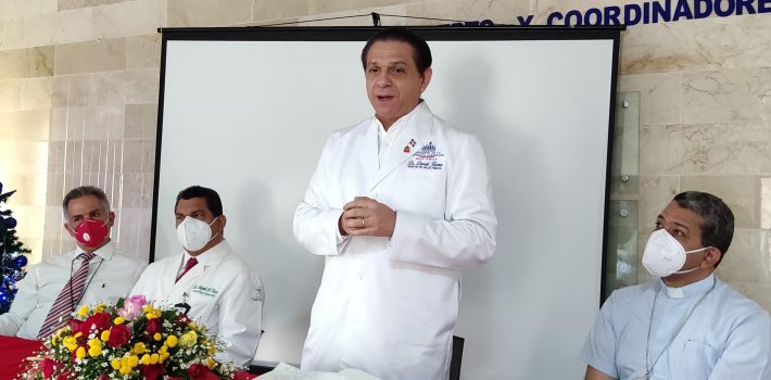 Ministro asegura vacunas son la mejor protección ante cualquier variante