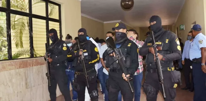 SNTP califica de abuso rociar gas pimienta a periodistas