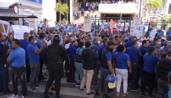 protesta adp profesores