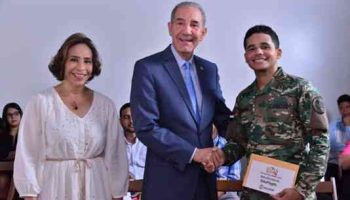 Estudiantes UNICARIBE ganan primer lugar competencia emprendedores
