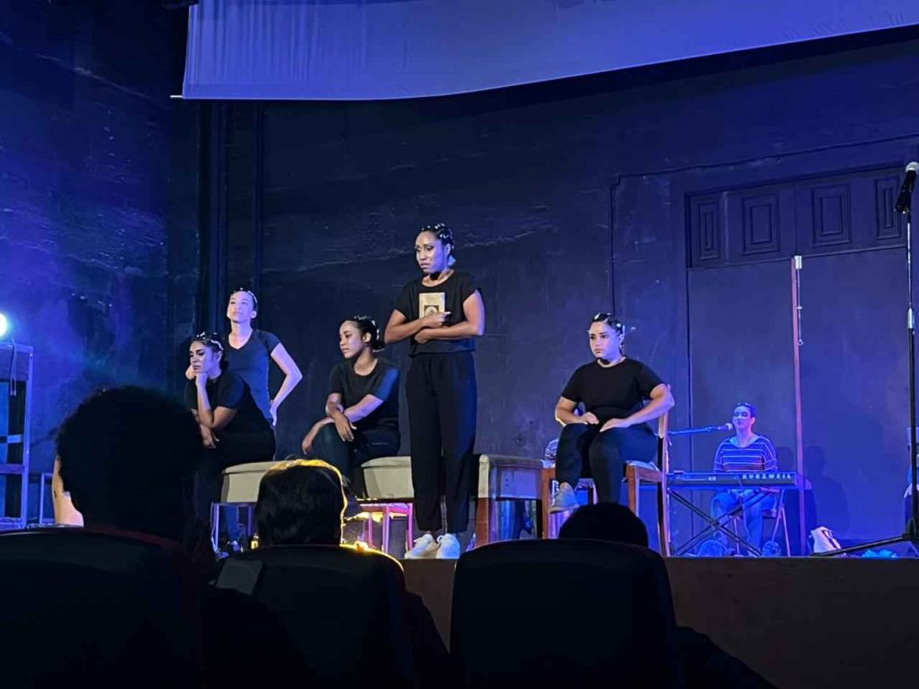 "Ofelia": Teatro cubano reinterpreta a Hamlet en Santiago