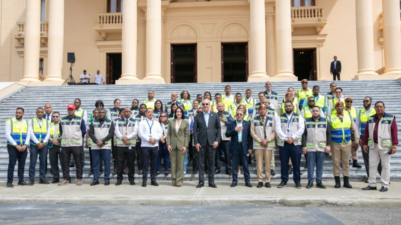 Presidente Abinader felicita al COE por coordinación del Simulacro Nacional